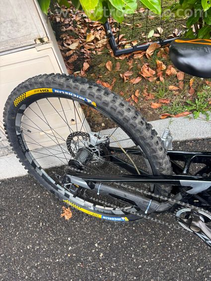 VTT Polygon Colossus DH7 2019 custom taille m - 7