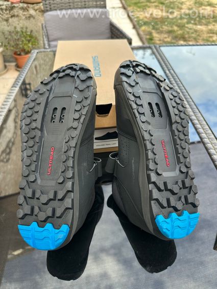 Chaussures cycliste Shimano GE9 neuves  - 4