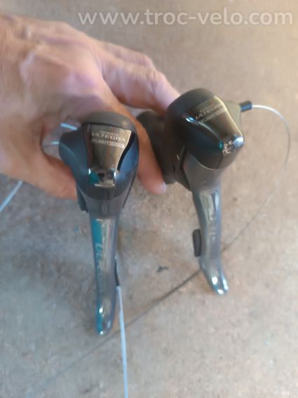 Manettes Shimano Ultegra 2 plateaux  10 Vitesses - 4