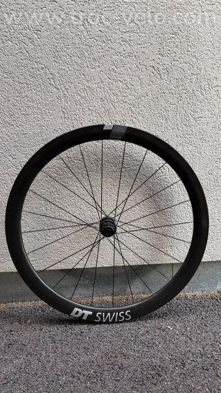 Roue de vélo dt swiss erc 1600 - 4