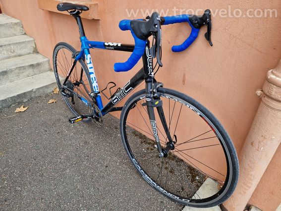 Vélo de route BMC (taille L)