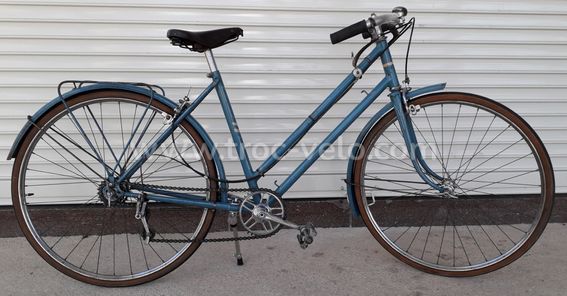 Vélo ville ancien fille enfant ado roues 24" pouces 600a d'origine 3 vitesses en Tbé