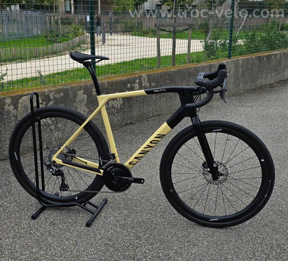 Gravel Canyon Grail CF Sl8 - 2