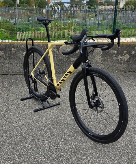 Gravel Canyon Grail CF Sl8 - 3