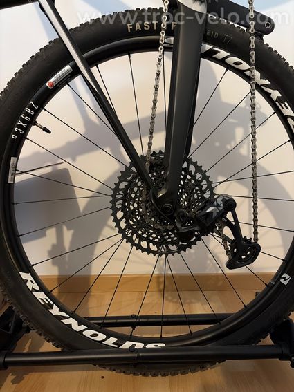 Vtt canyon cf8 - 6