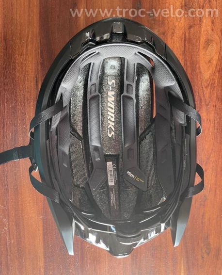 Specialized evade 4 - 4