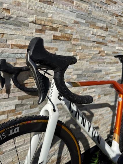 Canyon Inflite CF SLX 9 Team Di2 (2023) — Taille S - 6