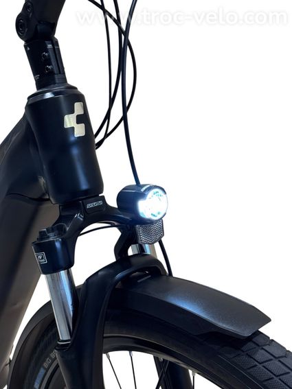 Cube Touring Hybrid Pro 625 Vélo électrique Shimano Cues 2023 - 4