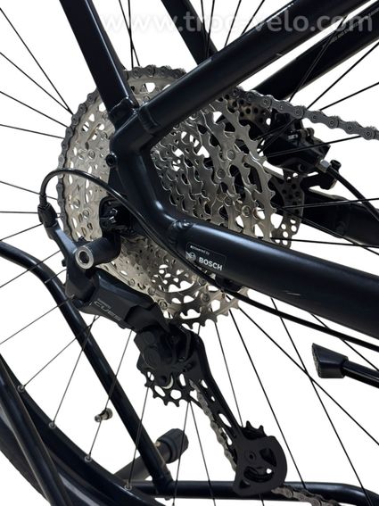 Cube Touring Hybrid Pro 625 Vélo électrique Shimano Cues 2023 - 14