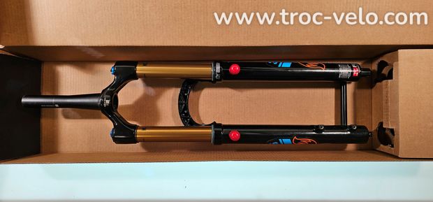 FOX RACING SHOX 36 FLOAT FACTORY FIT4 160mm 27,5" - 3