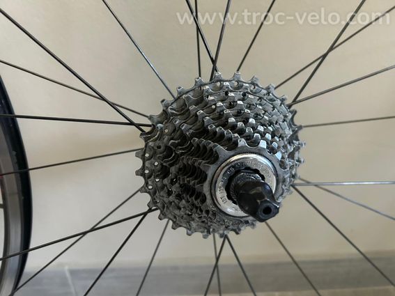 Paire de roues alu à pneus et freins patins - 4