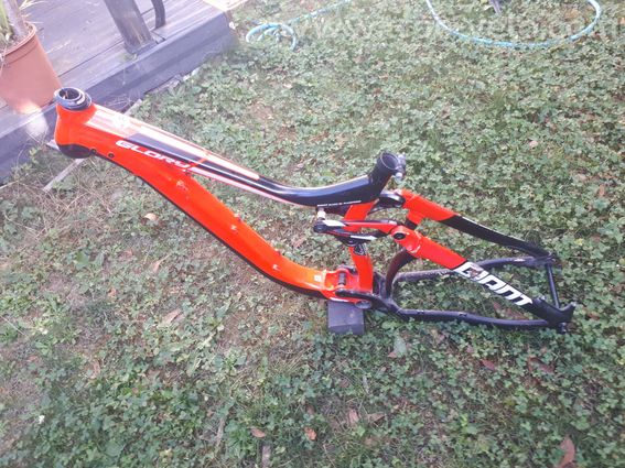 Cadre vtt dh giant glory maestro 27.5 - 3