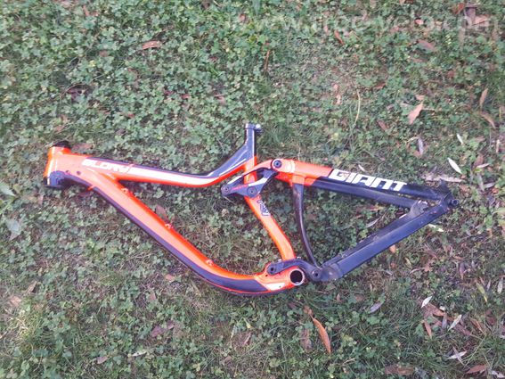 Cadre vtt dh giant glory maestro 27.5 - 4