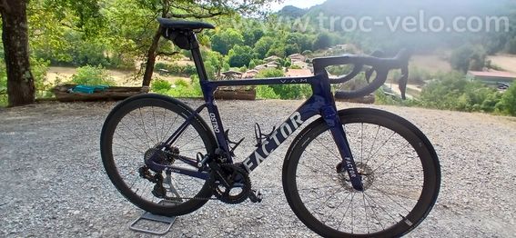 Velo de route factor ostro vam taille M - 4