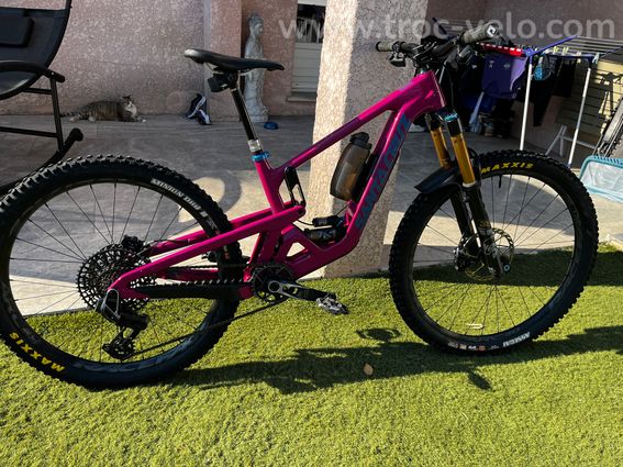 Santacruz Bronson v5 taille S - 2