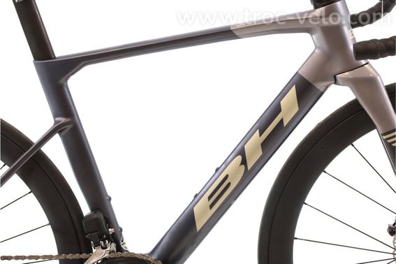 Produit Reconditionne    Bh Rs1 4 5 Di2 12v    Gris   Velo De Route   Tres Bon Etat - 2
