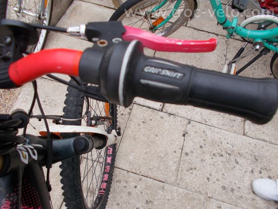 B-TWIN rr5000 de 2021 vtt de 24 pouces  - 6