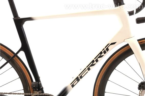 Produit Reconditionne Berria Belador Di2 12v Blanc Velo De Route Tres Bon Etat - 2