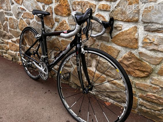 Vélo route Lapierre Carbone