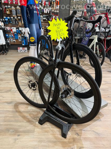 Roue BONTRAGER Aeolus 35 carbon