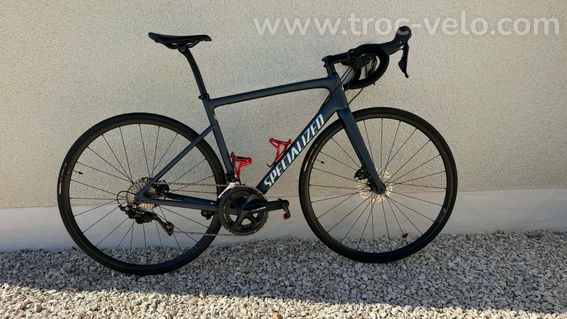 Vends vélo de route Specialized