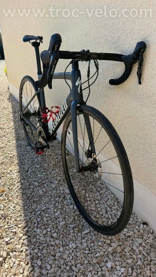 Vends vélo de route Specialized - 3