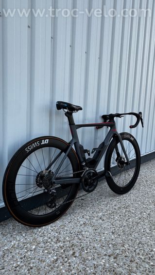 BMC Timemachine Road 01 Di2 – DT Swiss ARC 1400 – Capteur de puissance Power2max - 2