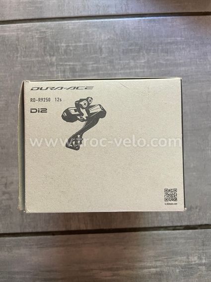 Dérailleur Di2 Dura Ace neuf
