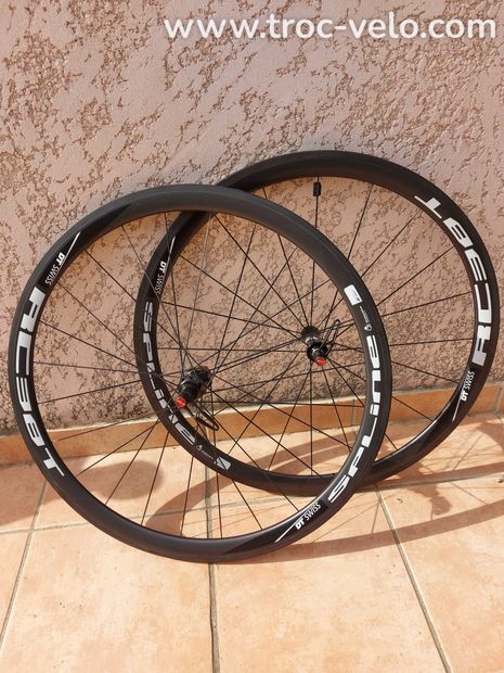 paire de roues carbone DT SWISS RC 38T boyau - 1