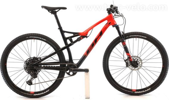 Produit Reconditionne Bh Lynx Race Carbon Rc 7 0 Xt Velo Vtt Tres Bon Etat