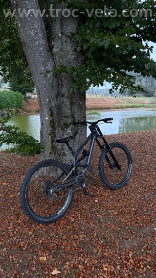 VTT DH Commencal FRS - 2