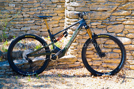 Rocky mountain Altitude powerplay Carbone 90 rallye édition