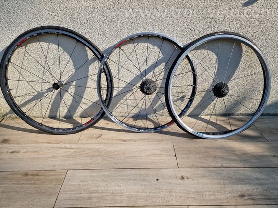 Vélo route en carbone, équipé en Durace - 9