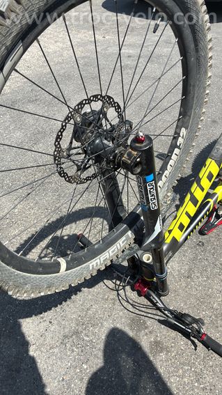 Kona Operator DH Full Carbone Taille M Fox Factory - 3