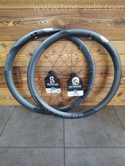 REYNOLDS Blacklabel AERO46 DB TubelessReady