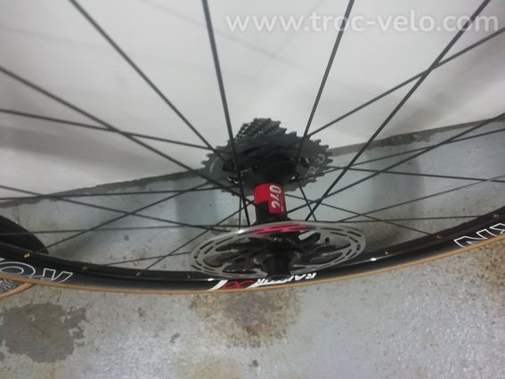 Roue carbone - 2