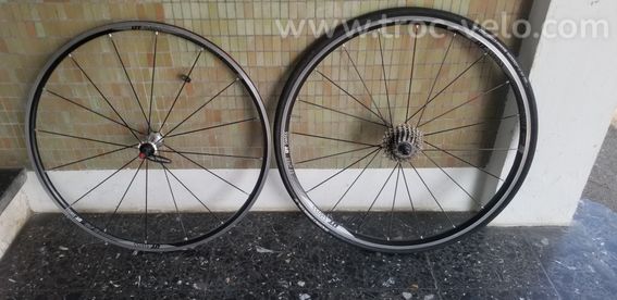 Paire de roue DT Swiss R20
