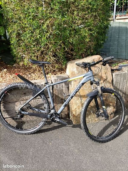 VTT cube taille L
