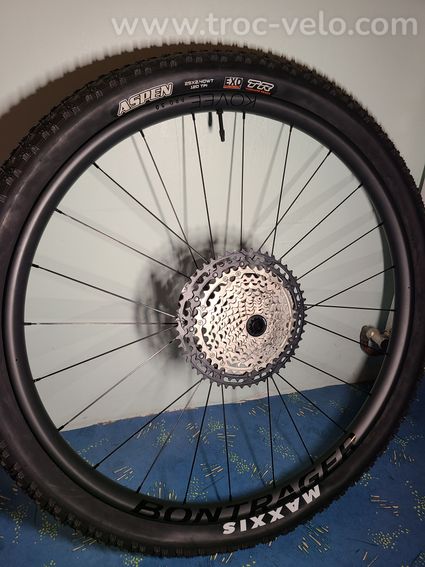 TREK Supercaliber SLR 9.8 XT Di2 2em gén - 7
