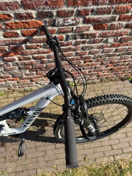 Canyon Spectral 6 - 2