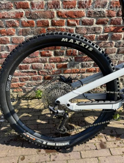 Canyon Spectral 6 - 3