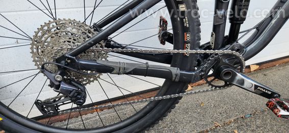Giant stance 2 29 2021 - 3