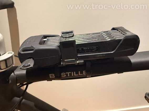Vélo pliant BASTILLE M x7 – 146 km, garantie 2027 + antivol Abus + GPS Beeline - 4