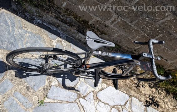 Focus Izalco Max 8.8 Di2 neuf - 6