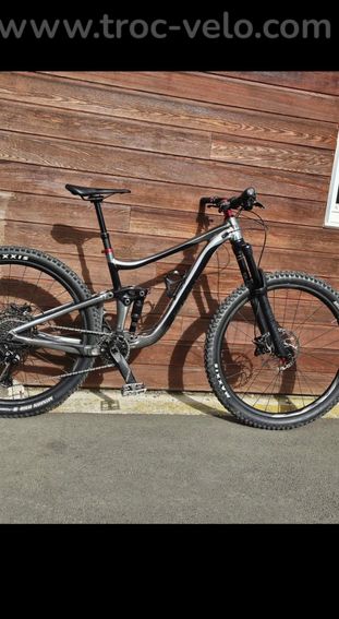 VTT enduro giant