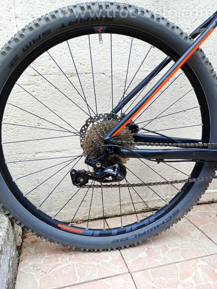 vtt Cube attention sl 18"