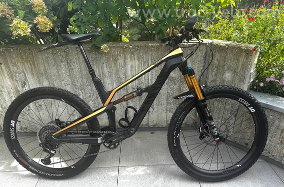 VTT CANYON Spectral CF9 SL
