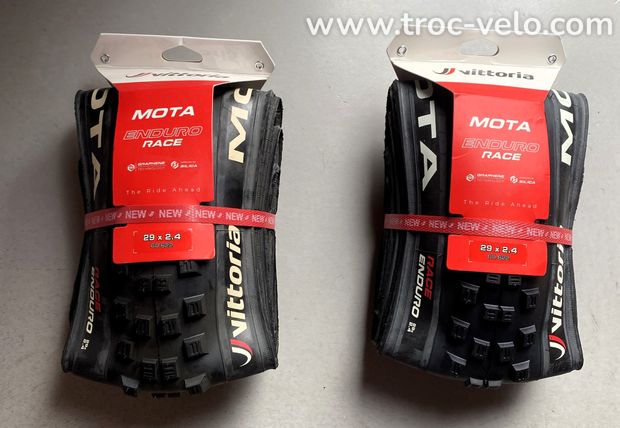 Pneu vélo VTT DH Enduro Vittoria Mota 29 x 2.40 Tubeless Ready 2Ply Graphene G2.0 Noir neuf - 1