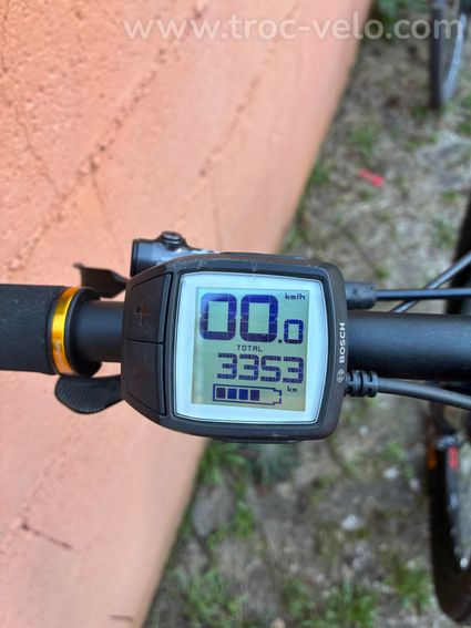 Moustache Game 8 – Taille L – Très bon état – 3 353 km - 2