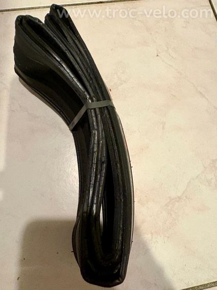 Pneu route Race A Evo 4 - 700x25 - NEUF - 6